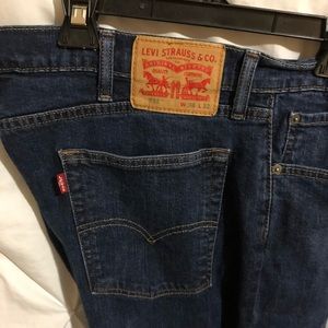Levi’s 514 jeans